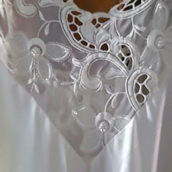 Vintage Victoria's Secret Gold Label Ivory Maxi Slip Nightgown Size M - Picture 3 of 6